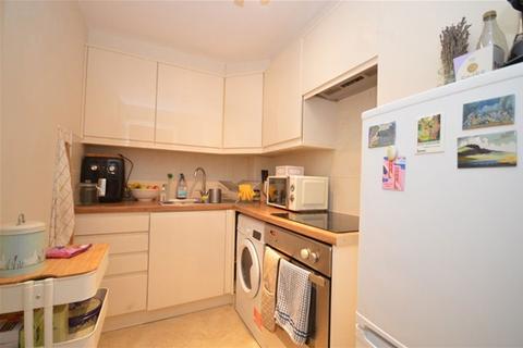 1 bedroom flat to rent, Syon Court, Park View Close, St Albans