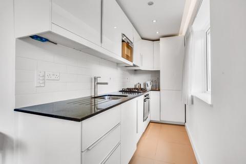 undefined, Avenue Road, London NW8
