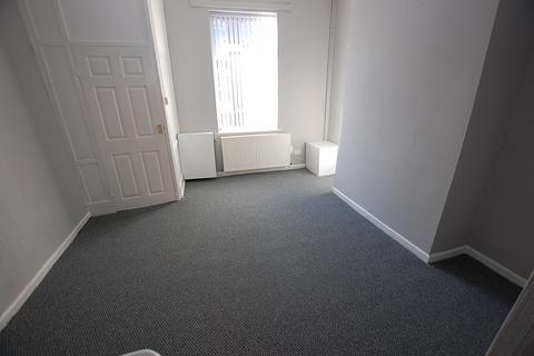 2 bedroom terraced house to rent, Curzon Road, Greater Manchester OL6