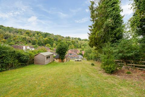 4 bedroom detached house for sale, The Coombe, Reading RG8