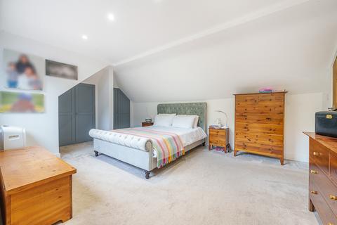 Pinecroft The Coombe, Streatley, Reading, RG8 9QL
