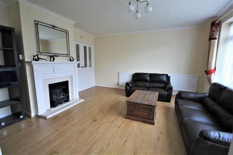 3 bedroom semi-detached house to rent, Edenham Crescent, Reading RG1