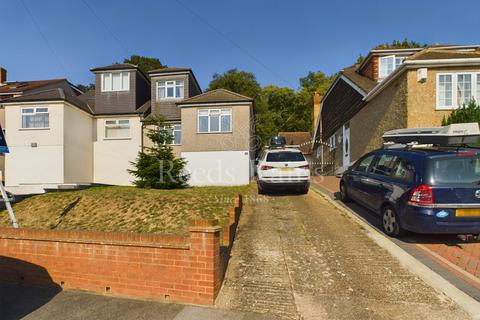 3 bedroom bungalow for sale, Coombfield Drive, Kent DA2