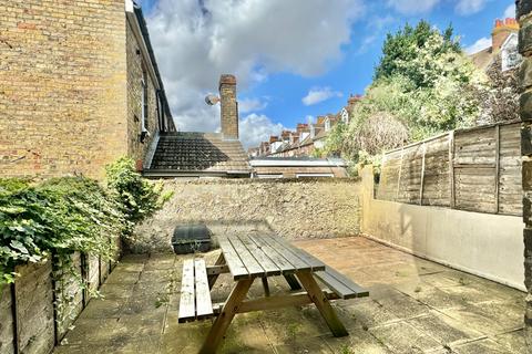 67 Marshall Street, Folkestone, CT19 6ET