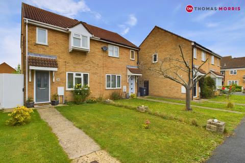 3 bedroom semi-detached house for sale, Gainsborough Drive, Cambridgeshire PE27