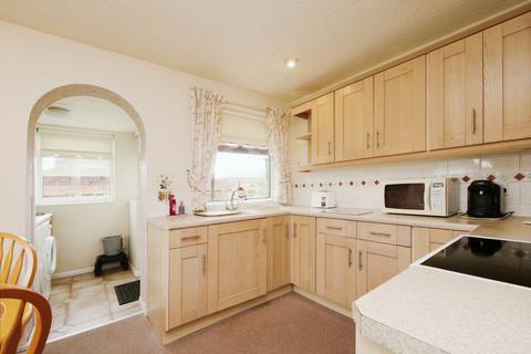 2 bedroom bungalow for sale, Lea Way, York YO32