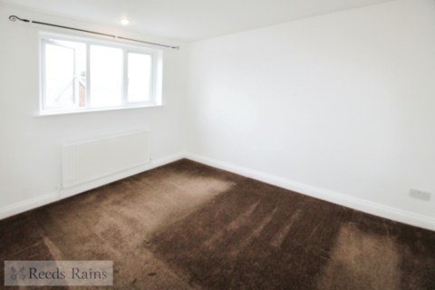 2 bedroom apartment to rent, Longacre Street, Cheshire SK10