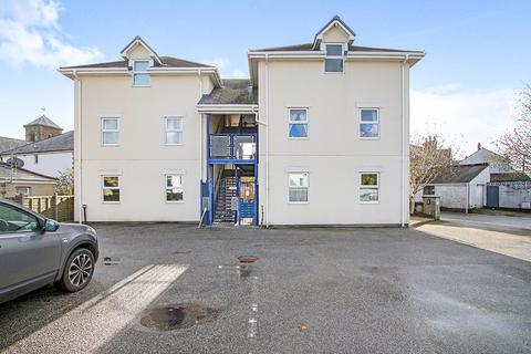 1 bedroom flat to rent, South Roskear Terrace, Cornwall TR14