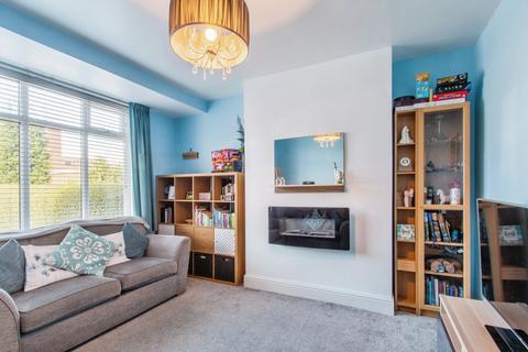 3 bedroom semi-detached house for sale, Topcliffe Lane, Leeds LS27