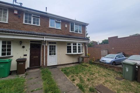 3 bedroom semi-detached house to rent, Saxon Green, Nottinghamshire NG7