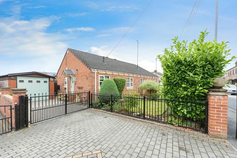 2 bedroom bungalow for sale, Racca Avenue, West Yorkshire WF11