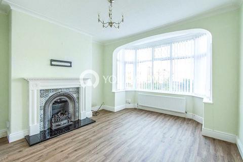 3 bedroom semi-detached house for sale, West Grove, South Yorkshire DN2