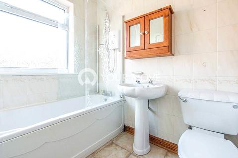 3 bedroom semi-detached house for sale, West Grove, South Yorkshire DN2