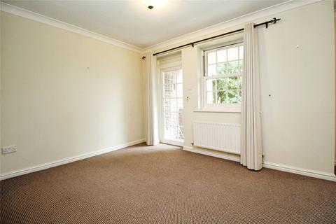 2 bedroom flat for sale, Brockhampton Road, Hampshire PO9