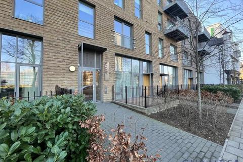 2 bedroom flat to rent, Meranti House, London, SE8