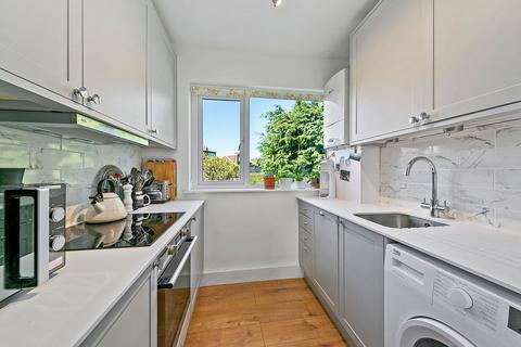 2 bedroom maisonette for sale, Park Road, Kingston Upon Thames, KT2