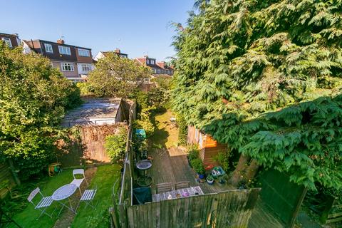 309 Park Road, Kingston Upon Thames, KT2 5LY