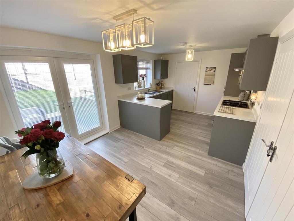 Open Plan Kitchen and Dining Room