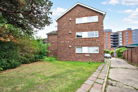 2 bedroom flat for sale, Hurst Road, Sidcup, DA15