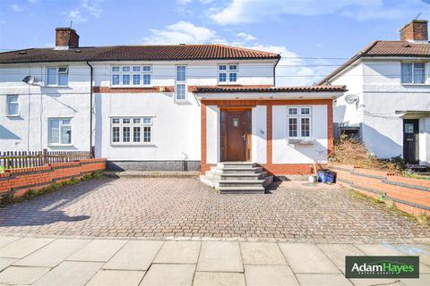 3 bedroom semi-detached house to rent, Miles Way, London N20