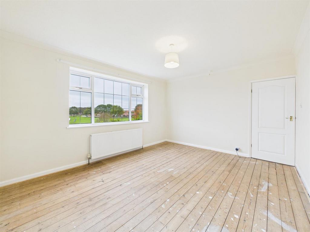 Bedroom: