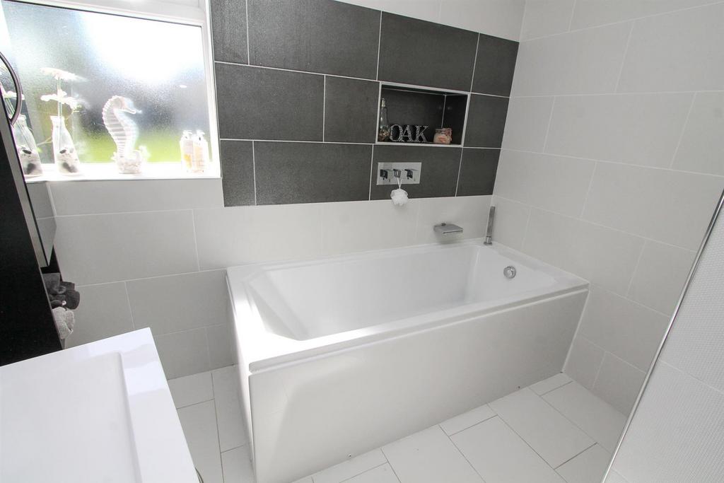 Bath b.jpg