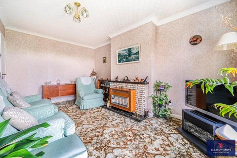 2 bedroom semi-detached house for sale, Northampton Road, Roade, Northampton, Northamptonshire, NN7