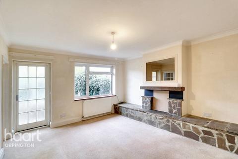 44 Pinewood Drive, Orpington, BR6 9NJ