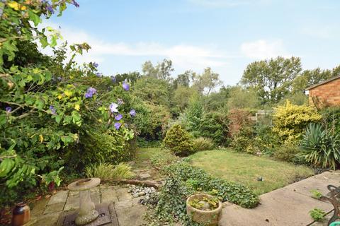 7 Bibury Road, Cheltenham, GL51 6AZ