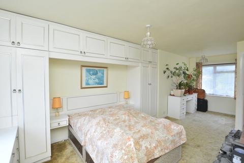 7 Bibury Road, Cheltenham, GL51 6AZ