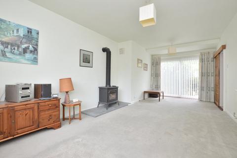 7 Bibury Road, Cheltenham, GL51 6AZ