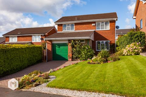 3 bedroom detached house for sale, Appledore Drive, Harwood, Bolton, BL2 4HH