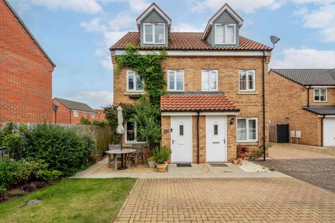 3 bedroom semi-detached house for sale, Keymer Close, Aylsham