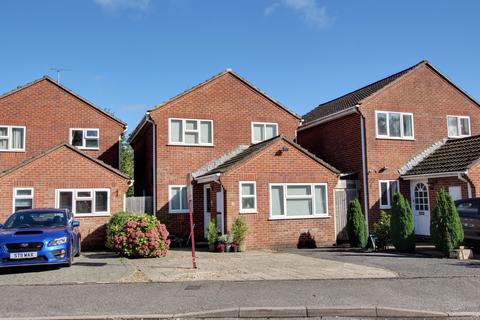 3 bedroom detached house for sale, Larch Way, Haywards Heath, RH16