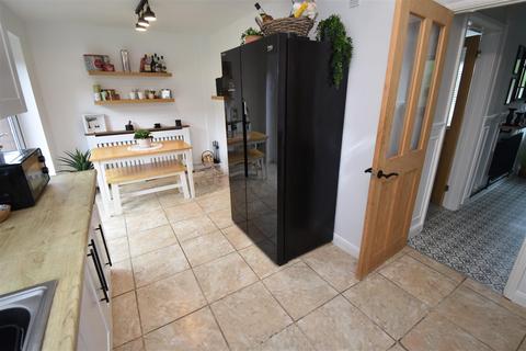 12 Leeside, Portishead, Bristol, BS20 6JN