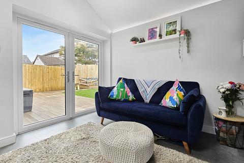 1 Broadlands, Northam, Bideford, EX39 1ST