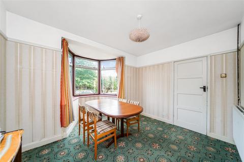 107 Friday Hill West, London, E4 6EW