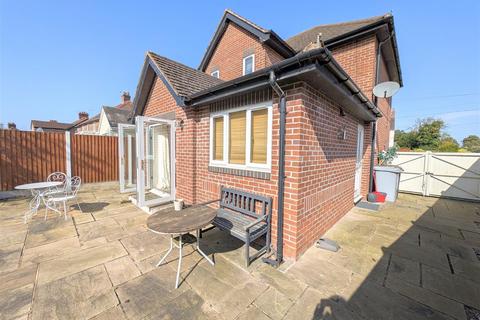 3 bedroom semi-detached house for sale, Mere Road, Weston, Crewe