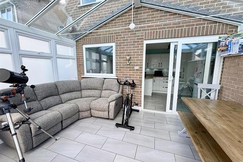3 Border Road, Poole, BH16 5EE