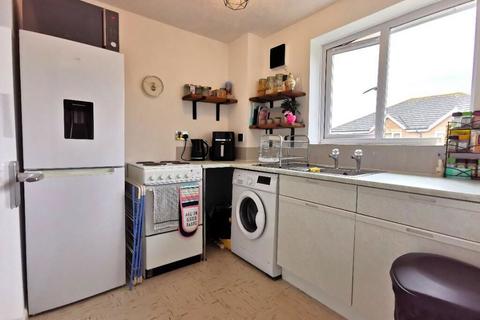 Studio for sale, Danbury Crescent, South Ockendon, Essex, RM15 5XA