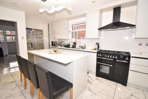 435 Pinhoe Road, Exeter, EX4 8EN