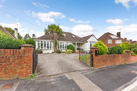 4 bedroom detached bungalow for sale, Waterlooville, Hampshire