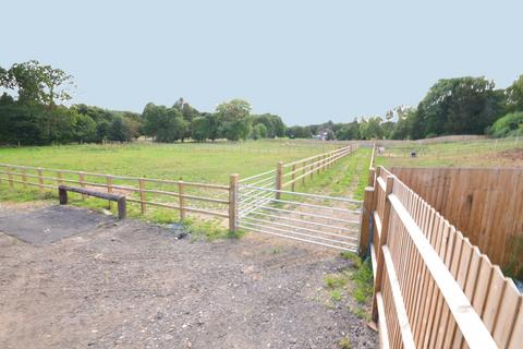 Land for sale, Gole Road, Pirbright, GU24