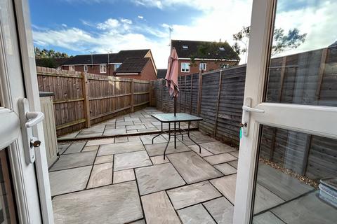 2 bedroom end of terrace house for sale, Winchcombe Meadows, Oakridge Park, Milton Keynes, MK14