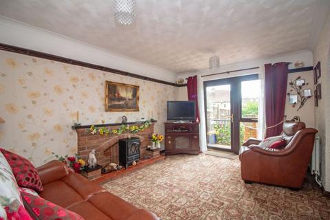 1 bedroom bungalow for sale, Park Road, Purbrook, PO7 5ES