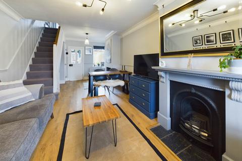 2 bedroom cottage for sale, Henry Street, Apsley