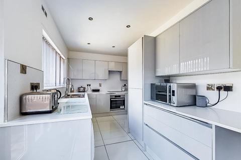 40 Handsworth Road, Wakefield, WF2 7PG