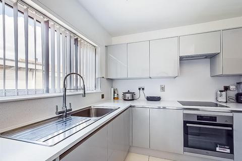 40 Handsworth Road, Wakefield, WF2 7PG