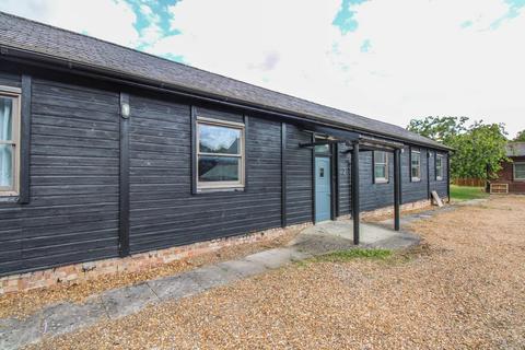 3 bedroom barn conversion to rent, Haslingfield Road, Barrington, Cambridge