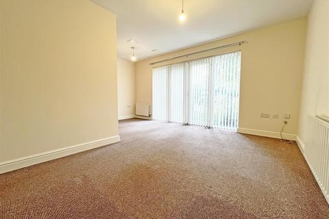 2 bedroom apartment to rent, Lowater Place, Nottingham NG4